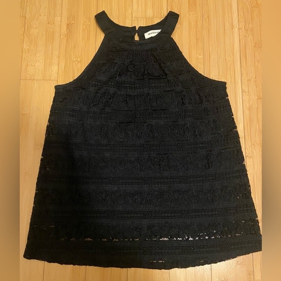 Monteau Tops - Monteau Black Lace Sleeveless Halter Top Size M